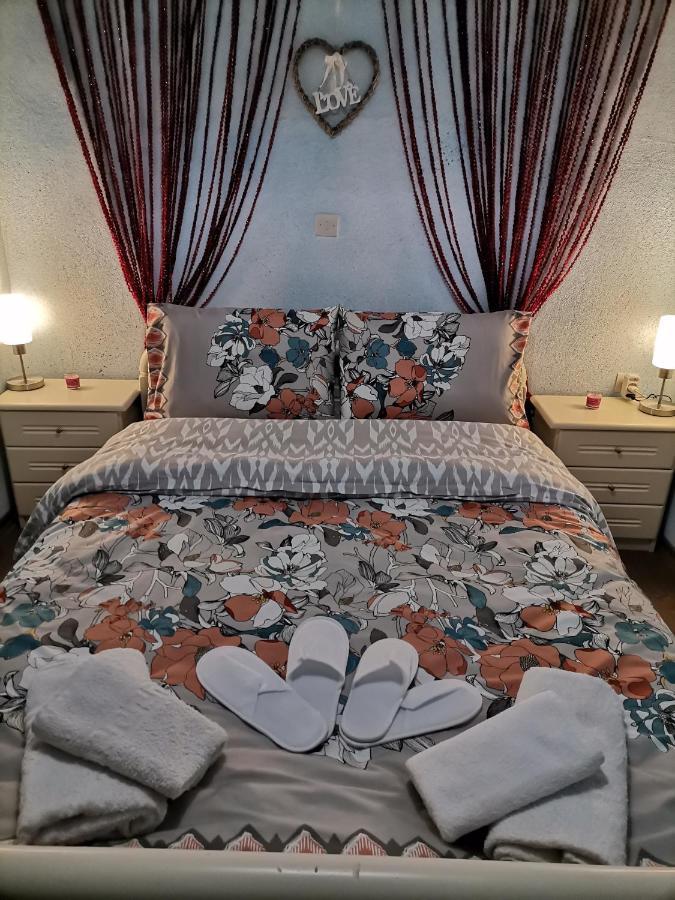 Apartamento Frasta's Rose Plaka  Exterior foto